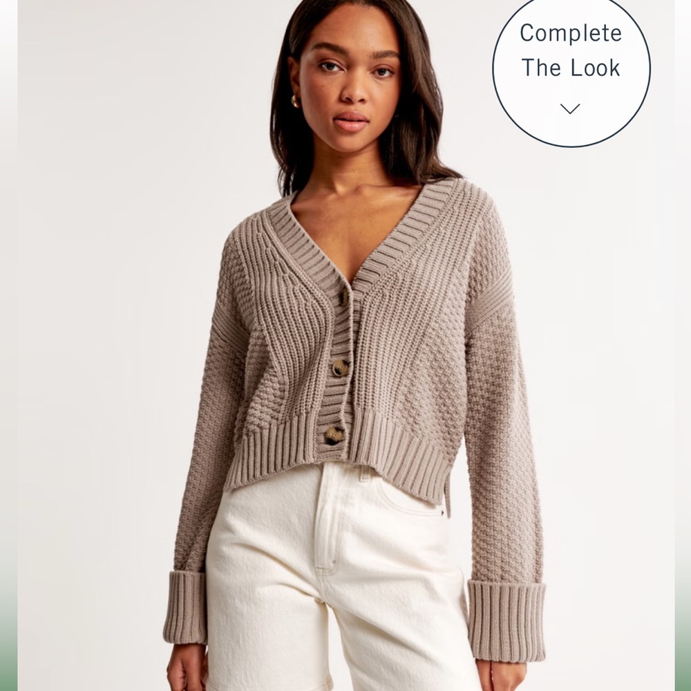 🌲Abercrombie and Fitch Cotton-Blend Seed Stitch Cardigan🌲